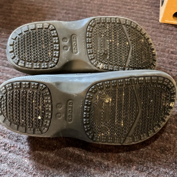 Crocs - Picture 2 of 4